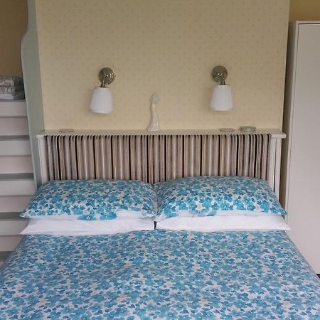 אשבורן Long Chimneys Bed & Breakfast מראה חיצוני תמונה